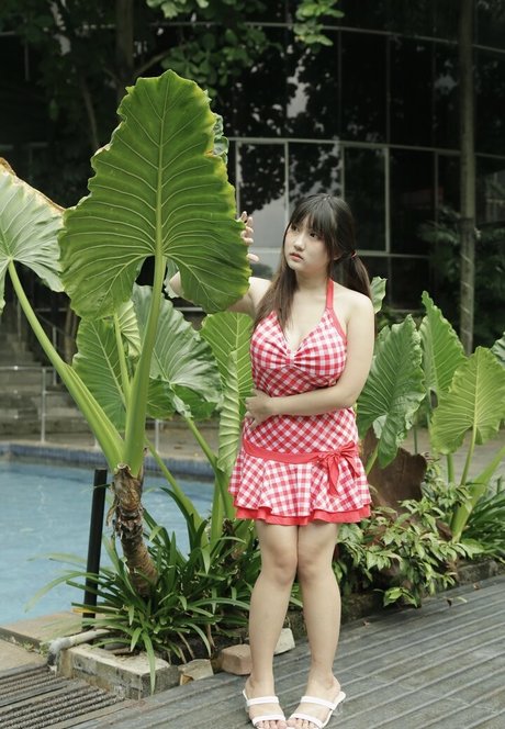 Dea Marella ヌードスター 写真