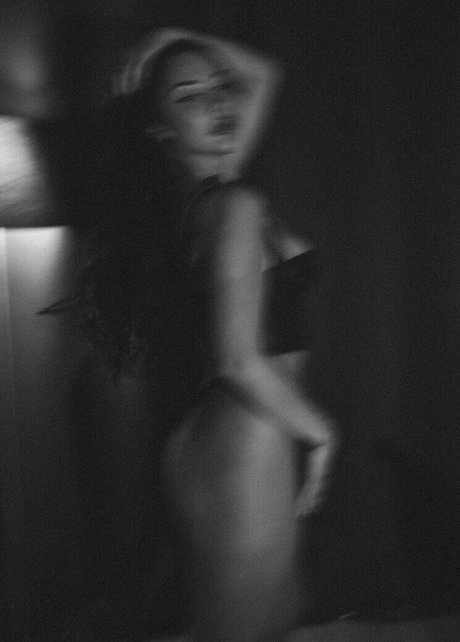 黒人女性のオンリーファンズ えろた ギャラリー