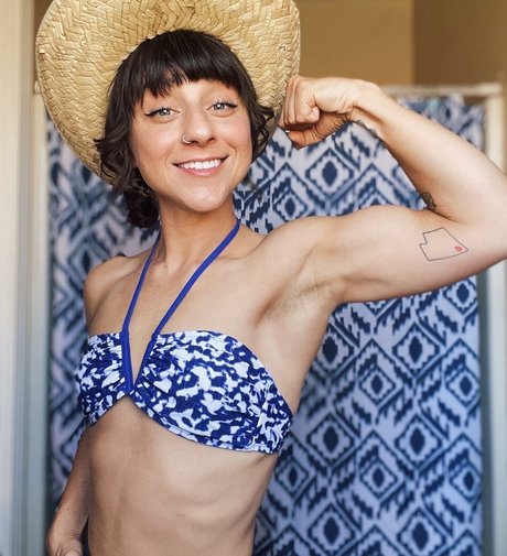 Jenners スター ヌード 写真