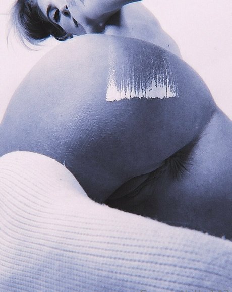 Diana Deets 独占モデル 写真