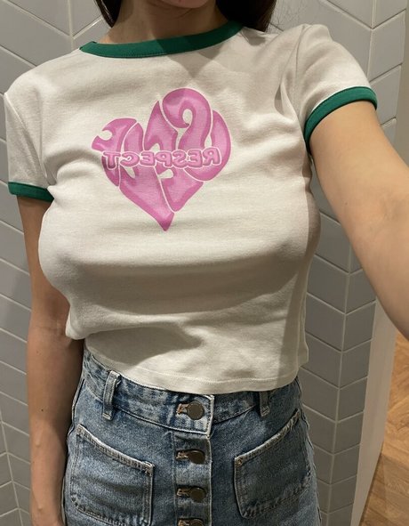 Arianadelbosco エロティック女優 アーカイブ