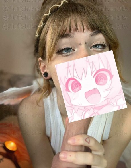 バン・オンリーファンズ ポルノグラフィック 写真