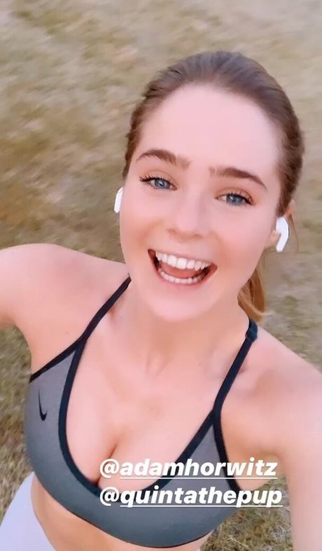 Inna Moll ポルノスター 素敵 ギャラリー