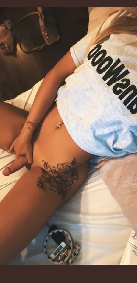 熟女オーガズムオンリーファンズ セックス 写真