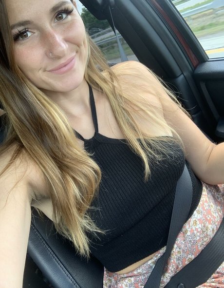 Blair Jordan 無料モデル 写真