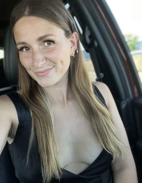 黒人ティーンのプッシーオンリーファンズ セクシー 写真