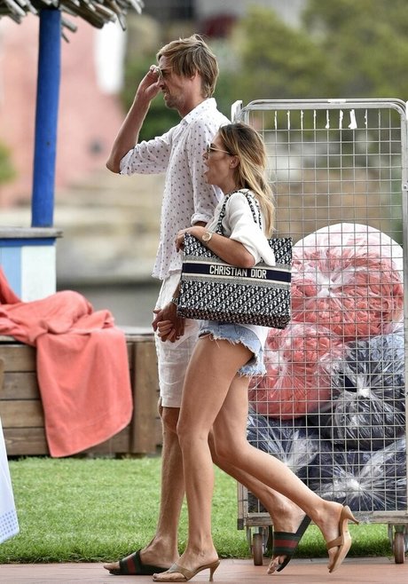 Abigail Marie Clancy ホットなスター 写真