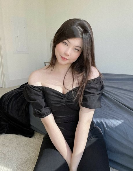 教室オンリーファン 無料エロ 画像