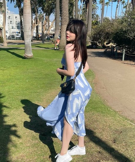 フェラチオ ティーン オンリーファンズ セクシーヌード 写真