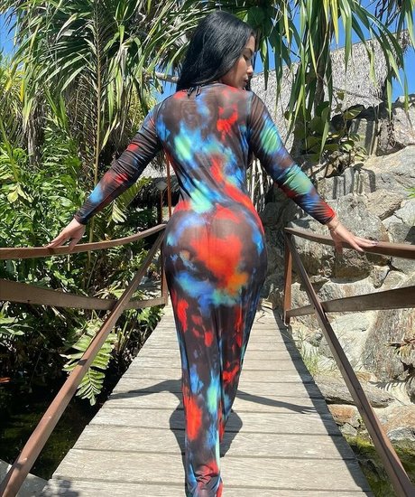 yeimmyoficial 美しいモデル 写真