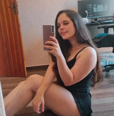 Laysa Meroto アダルトモデル 写真