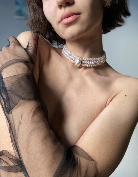 オンリーファンズを崇拝する エロ 画像