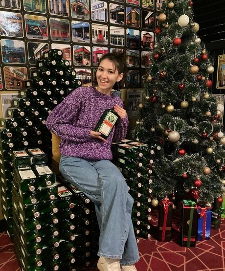 レズビアン乱交オンリーファンズ ポルノ 写真