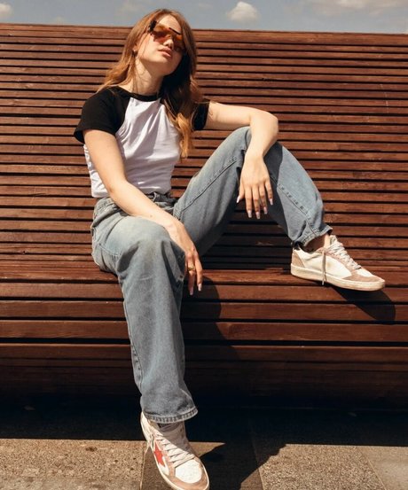 お尻を広げるオンリーファンズ 無料ポルノ 画像