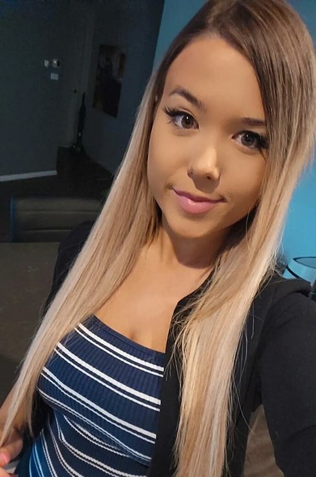 足の動画 オンリーファンズ ホットセクシー 写真