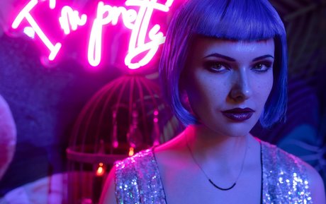 Miroslava Ladovir 無料のポルノスター 写真