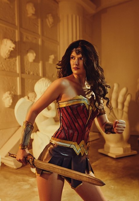 Miroslava Ladovir 独占ポルノスター アーカイブ