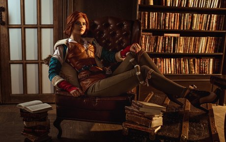 Miroslava Ladovir ホットなスター 写真