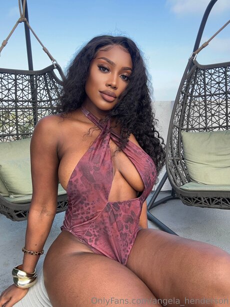 Angela Henderson ポルノ女優 写真