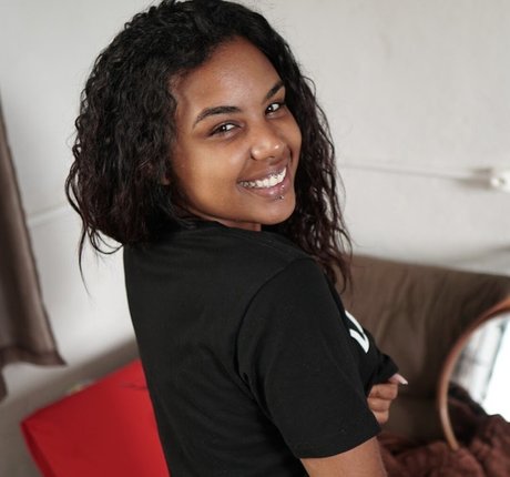 肉厚熟女オンリーファンズ えろた 写真