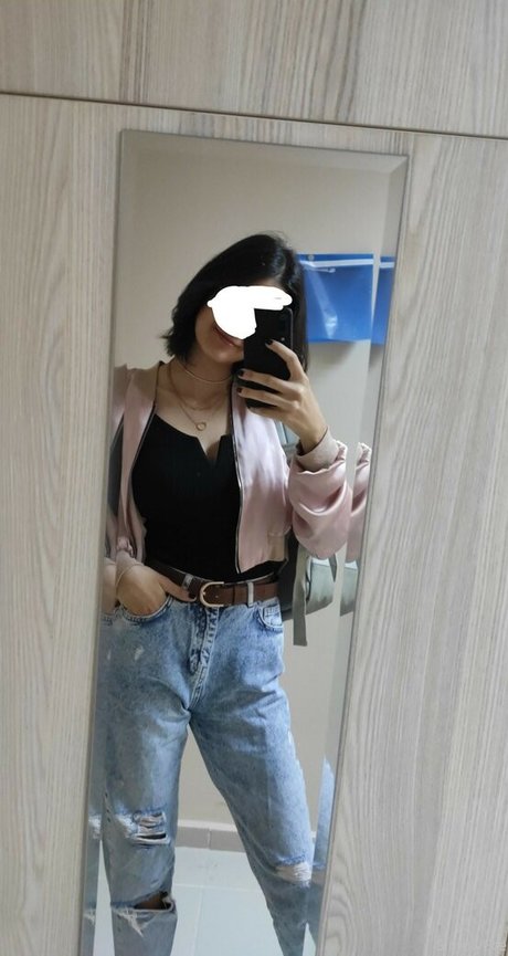 AngelEce xxxポルノスター 写真