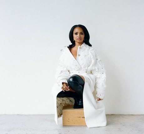 Kyla Pratt 写真集