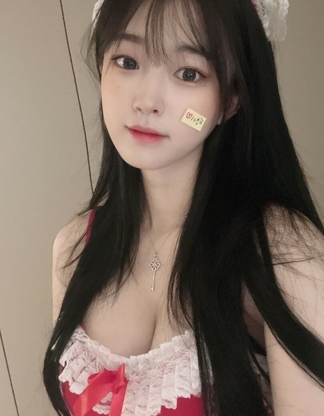 Moonwol0614 ポルノスター 独占 写真