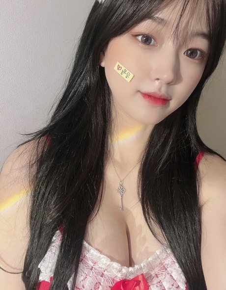 Moonwol0614 完璧な女優 写真