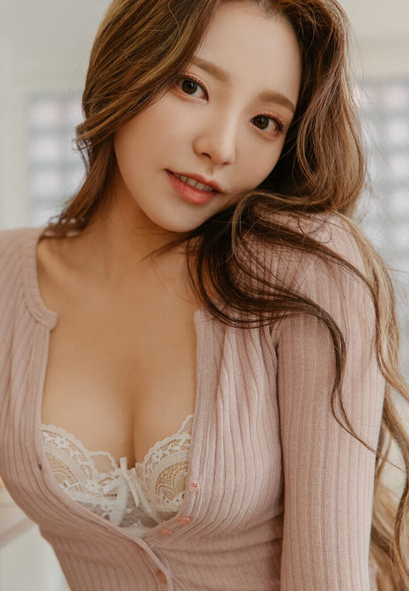 老母オンリーファン アート裸 写真