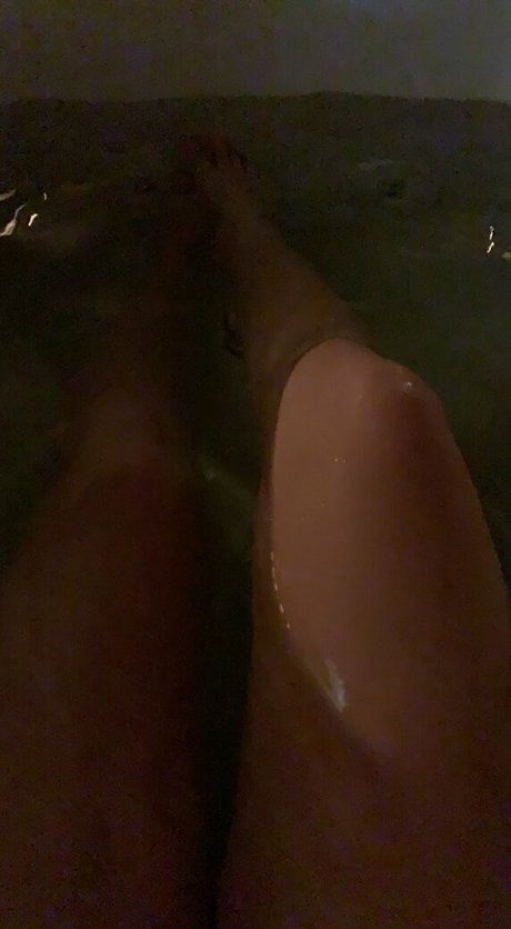 Yillian アートモデル 写真