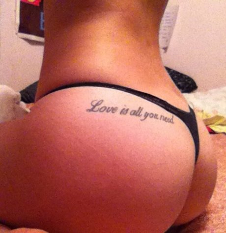 小柄な妻オンリーファンズ ポルノ ギャラリー