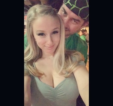 Yillian セックススター 写真