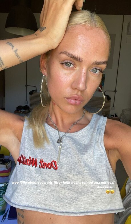 Madeleyn Kurg ポルノスター 無料 ギャラリー