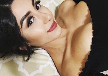 ランジェリーファックオンリーファンズ ホット裸 ギャラリー