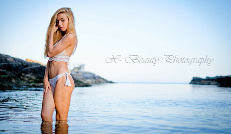 Solange Rodrigues ポルノスター アダルト アーカイブ