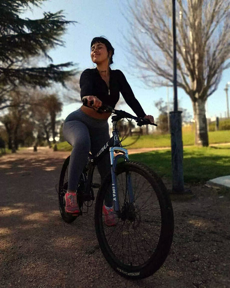 Selene Velazquez セクシーモデル 写真