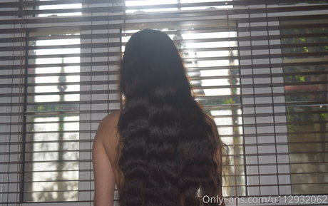 熟女の足オンリーファンズ アート裸 写真