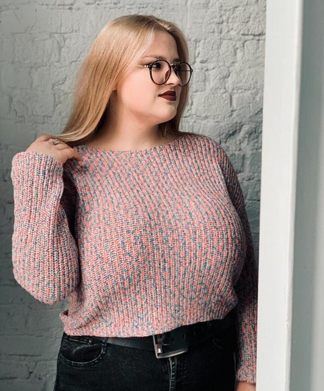 アウトドア 熟女 オンリーファンズ 無料 写真