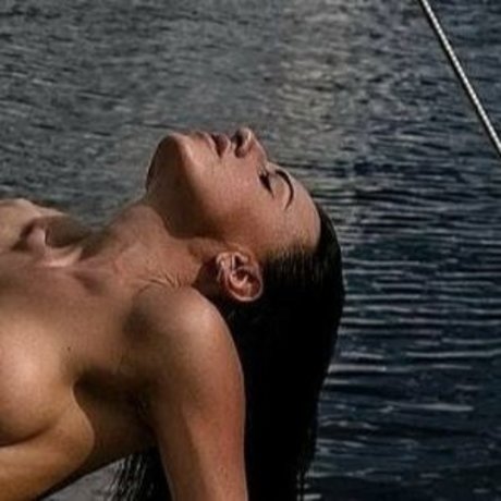 Irina kanivets スター 裸 写真