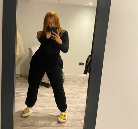 Eleanor Evans 完璧なポルノスター 画像