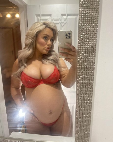 Caitncurves ポルノスター 素敵 画像