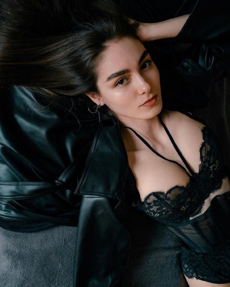 ティーンウェブカメラオンリーファンズ 無料ポルノ 写真