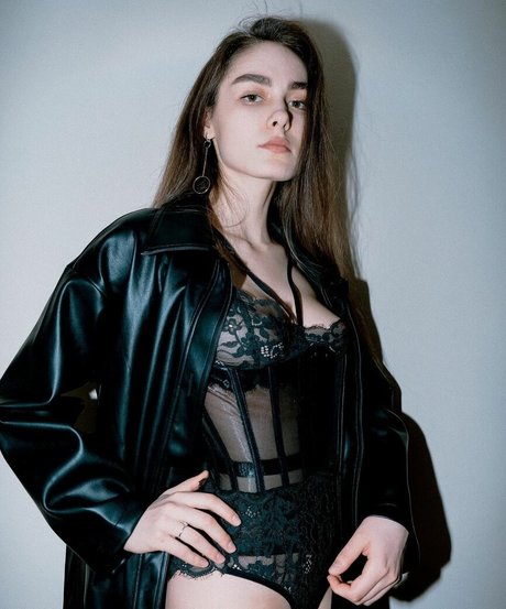 Diana Elias ポルノスター アダルト 画像