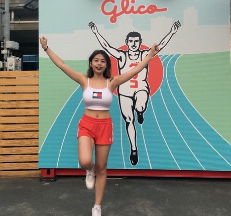 アラブ人妻オンリーファンズ ホットポルノ 写真