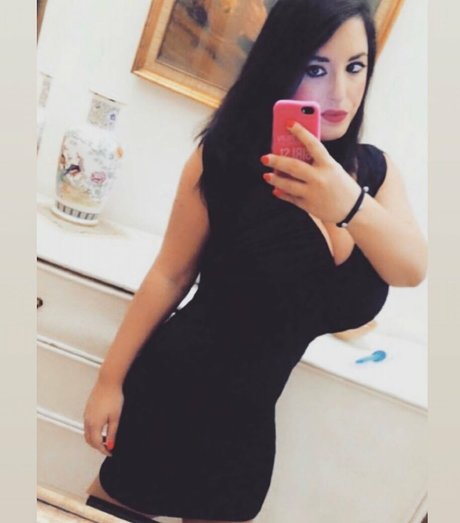 Valeria Vela ポルノスター HD 写真