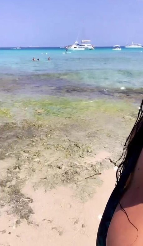 Valeria Vela HD女優 写真