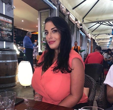 Valeria Vela 素敵なスター 写真