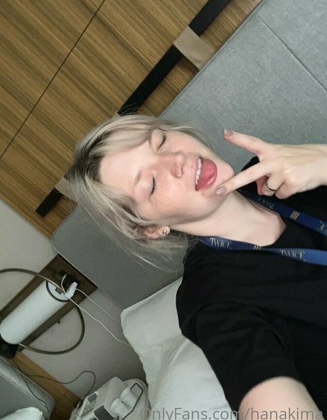 Hanakima ヌードのポルノスター ギャラリー