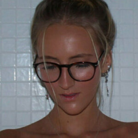 Kaelynandjack ホットなモデル 写真