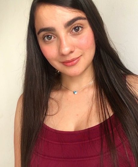 ナースオンリーファンズ 無料セックス 写真